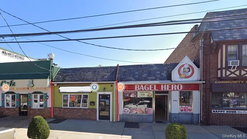 Retail in Hempstead, NY