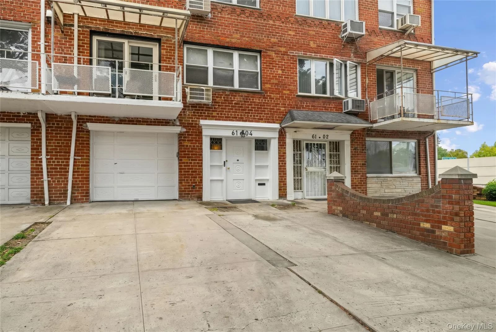 Triplex in Oakland Gardens, NY