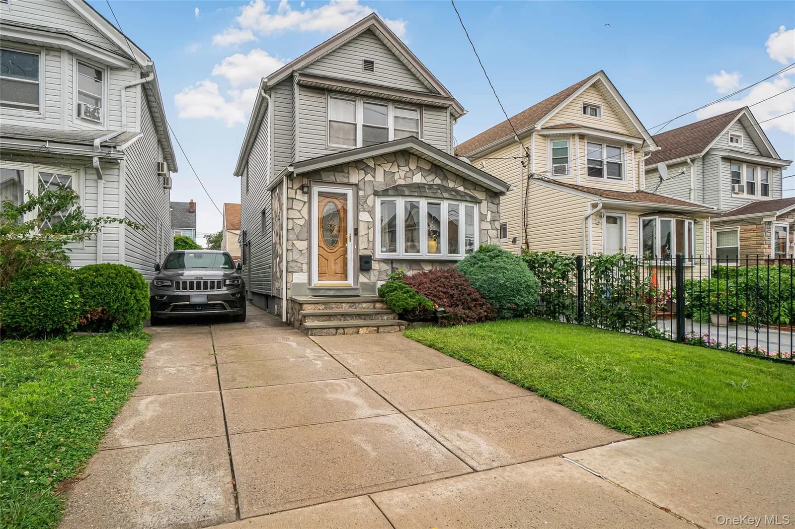 Single Family Residence in Queens Village, NY