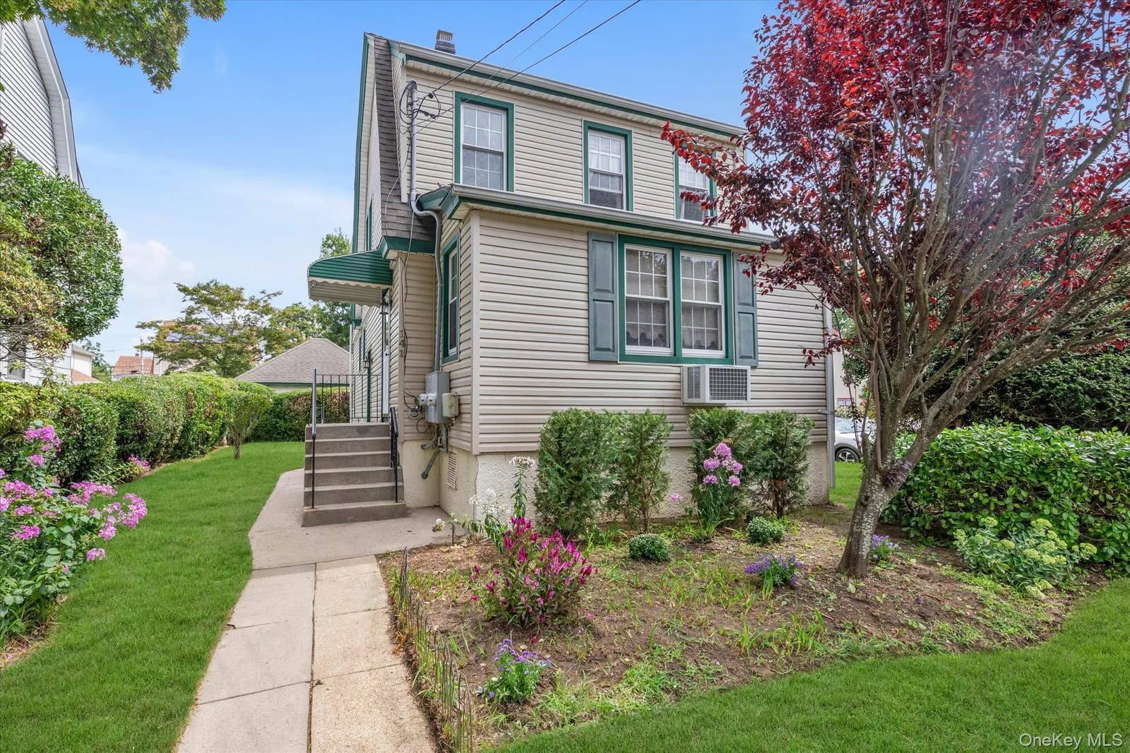 Duplex in Hempstead, NY