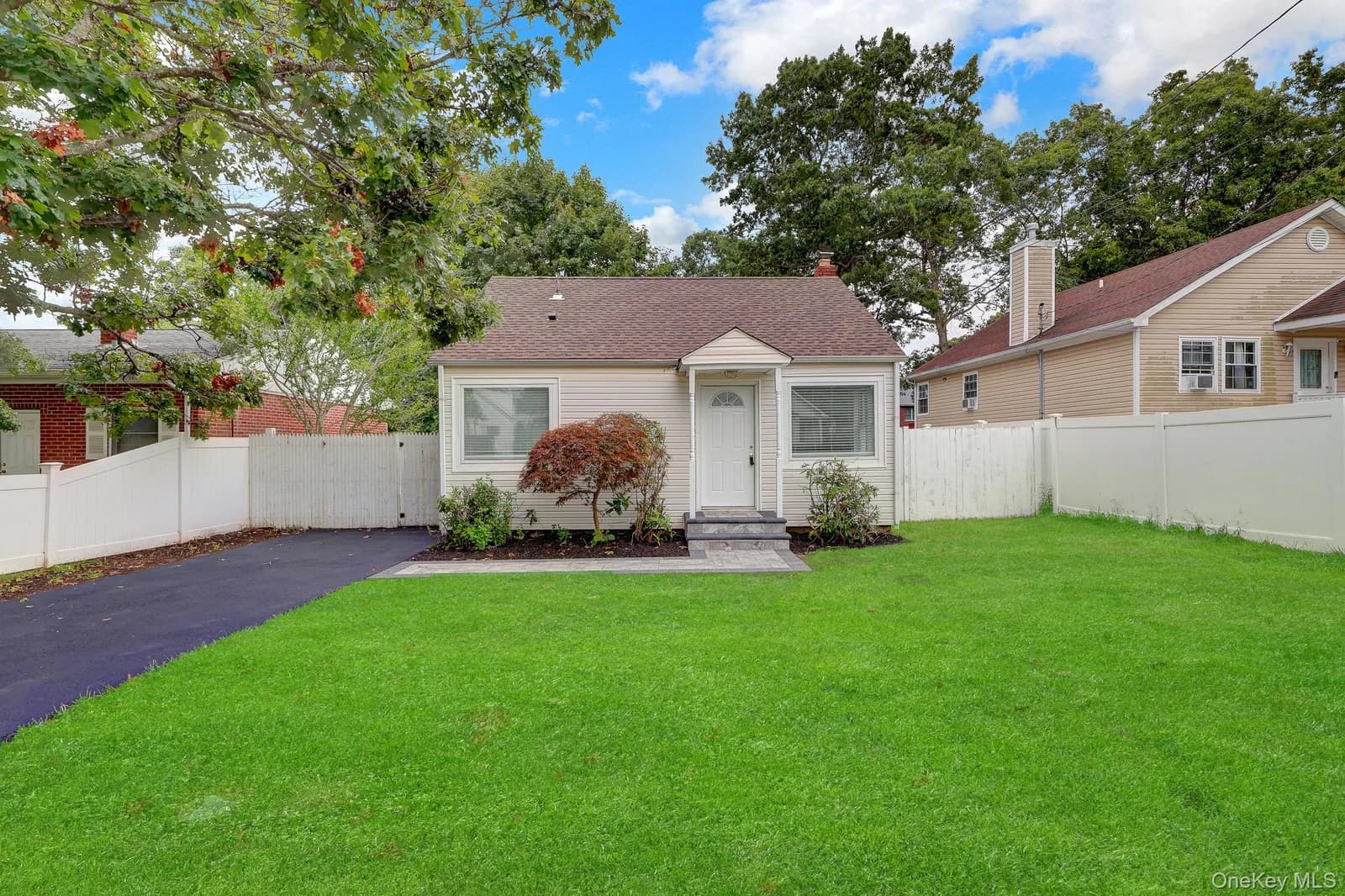 Single Family Residence in Brookhaven, NY