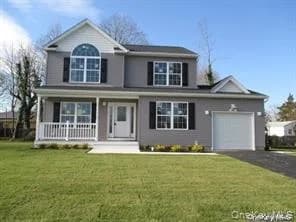 Single Family Residence in Brookhaven, NY